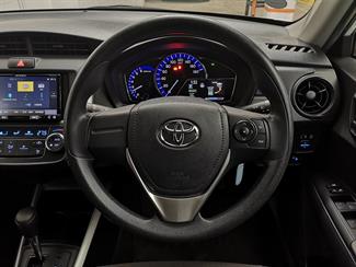 2018 Toyota Corolla - Thumbnail