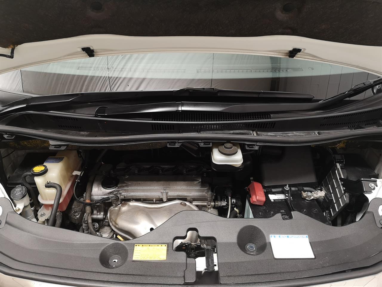 2013 Toyota Alphard