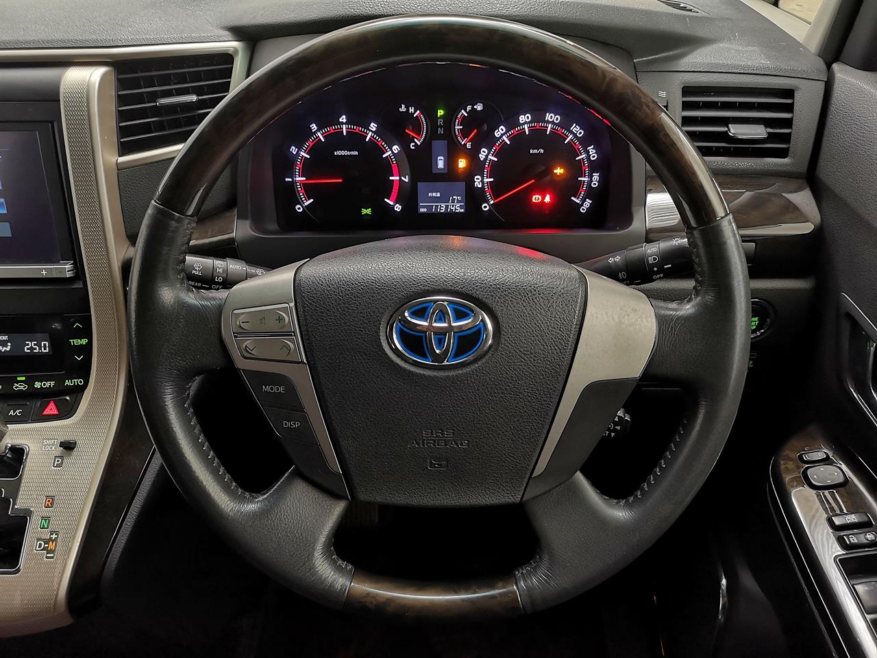 2013 Toyota Alphard