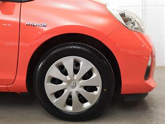 2014 Toyota Aqua - Thumbnail