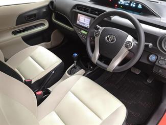 2014 Toyota Aqua - Thumbnail