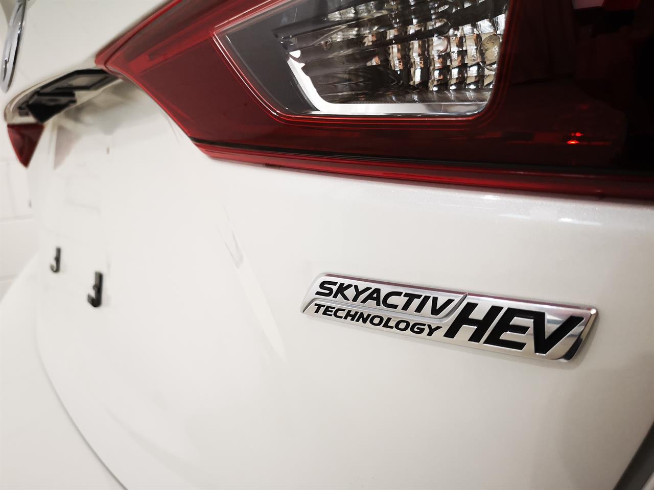 2014 Mazda Axela