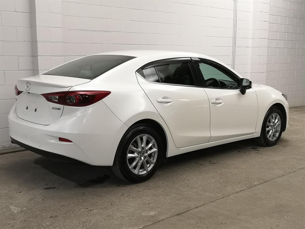 2014 Mazda Axela