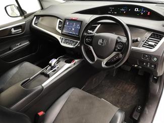 2016 Honda Jade - Thumbnail