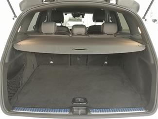 2016 Mercedes-Benz GLC 250 - Thumbnail