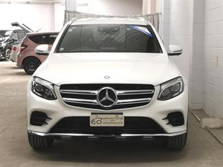 2016 Mercedes-Benz GLC 250 - Thumbnail