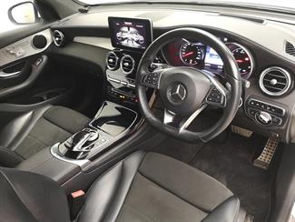 2016 Mercedes-Benz GLC 250 - Thumbnail