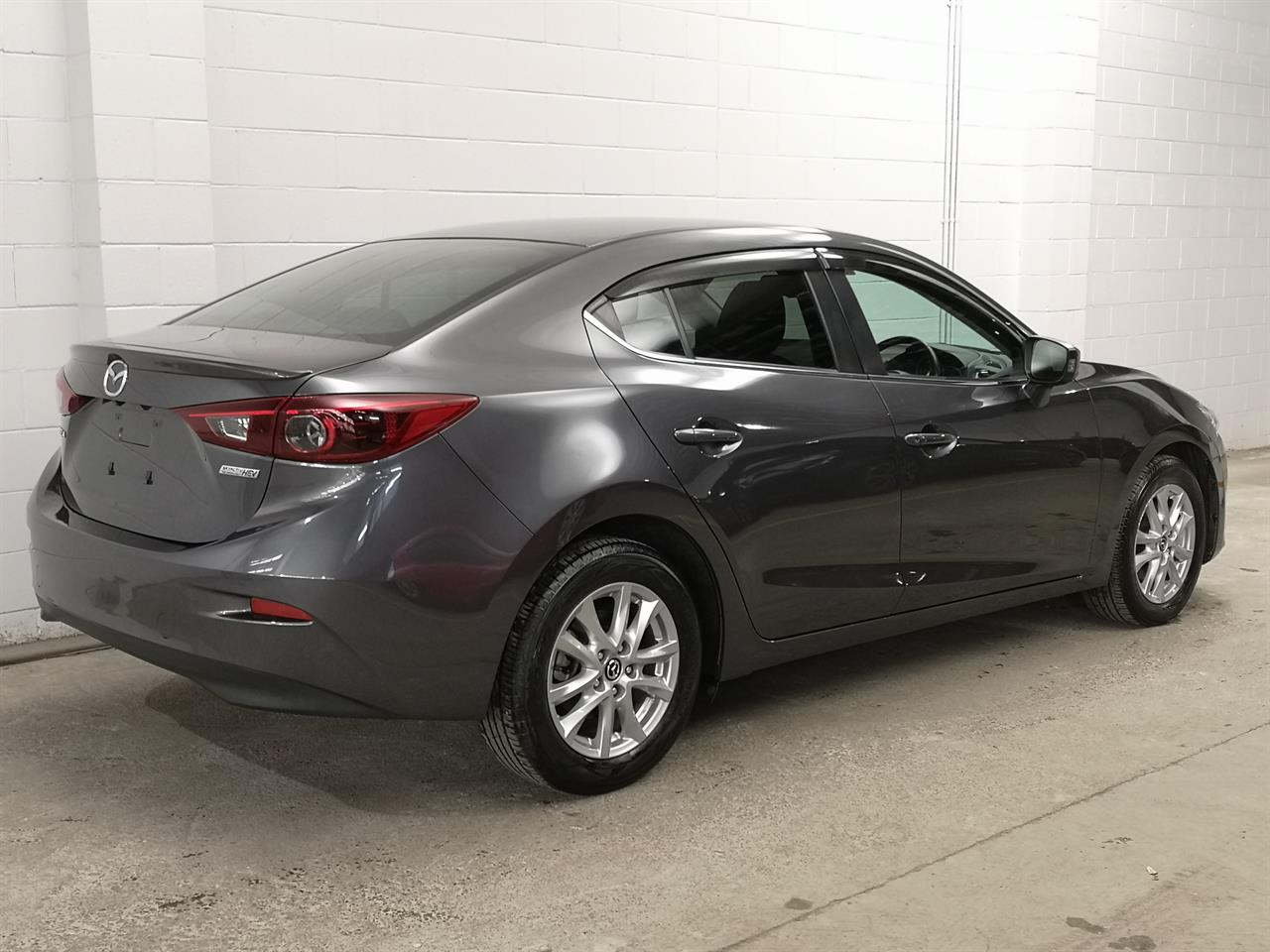 2015 Mazda Axela