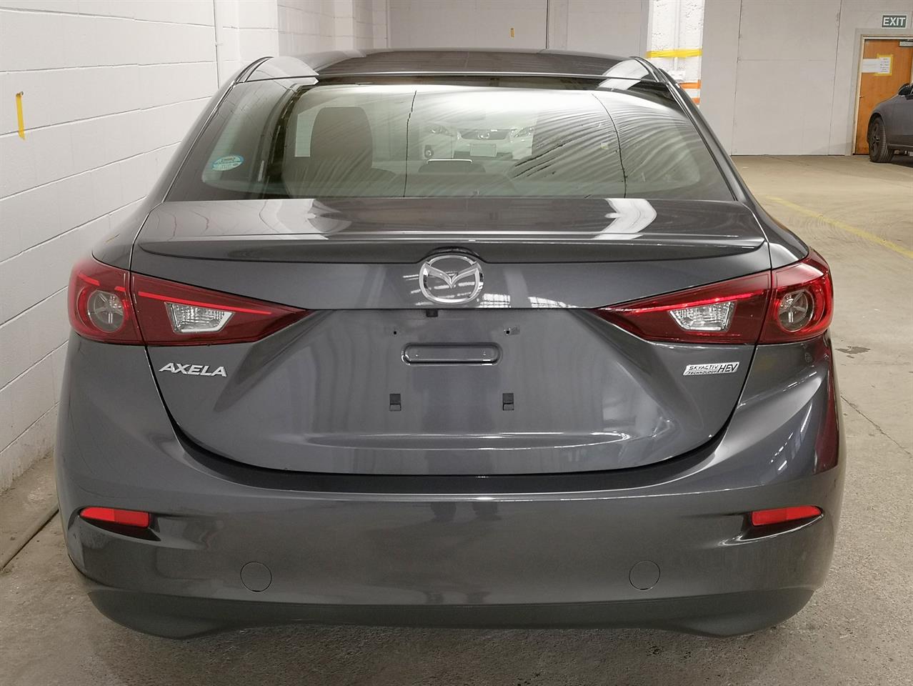 2015 Mazda Axela