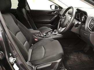 2015 Mazda Axela - Thumbnail