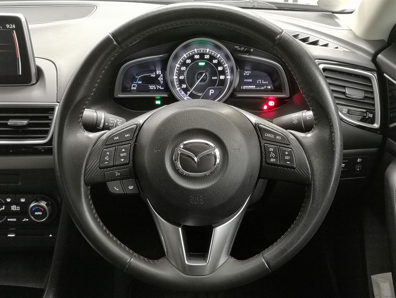2015 Mazda Axela