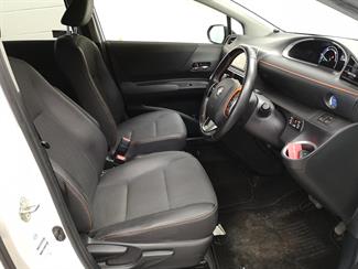 2018 Toyota Sienta - Thumbnail