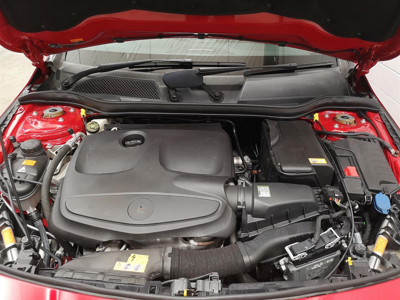 2016 Mercedes-Benz Cla180