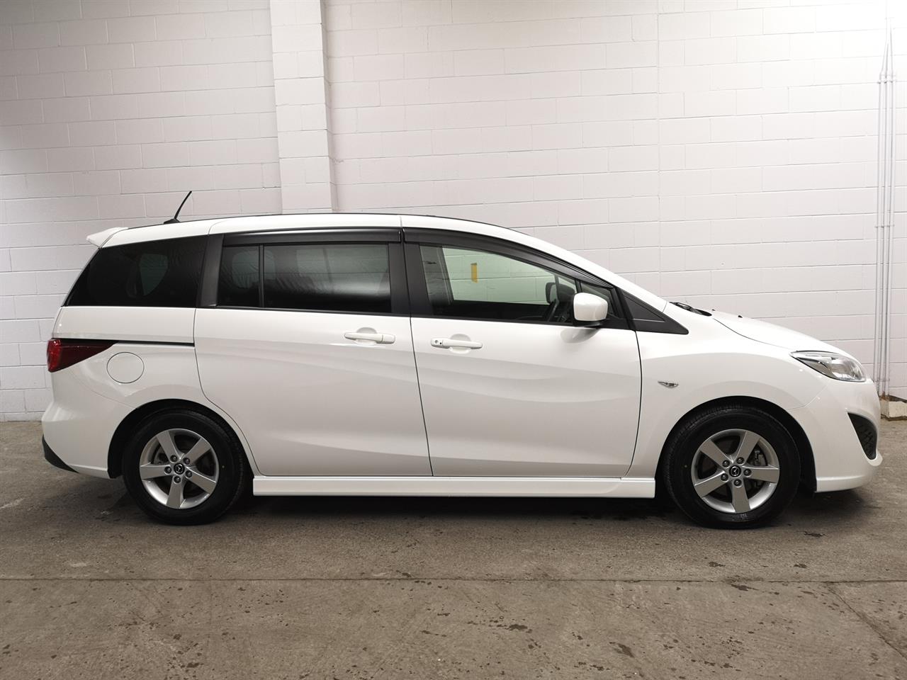 2016 Mazda Premacy