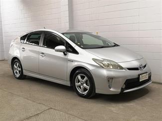 2012 Toyota Prius - Thumbnail