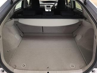 2012 Toyota Prius - Thumbnail