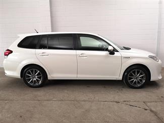 2015 Toyota Corolla - Thumbnail