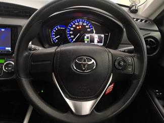2015 Toyota Corolla - Thumbnail