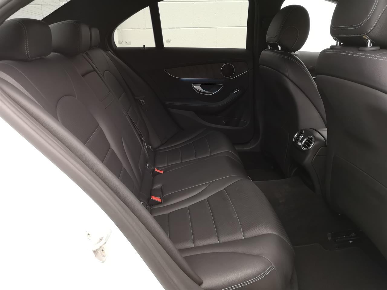 2015 Mercedes-Benz C 200