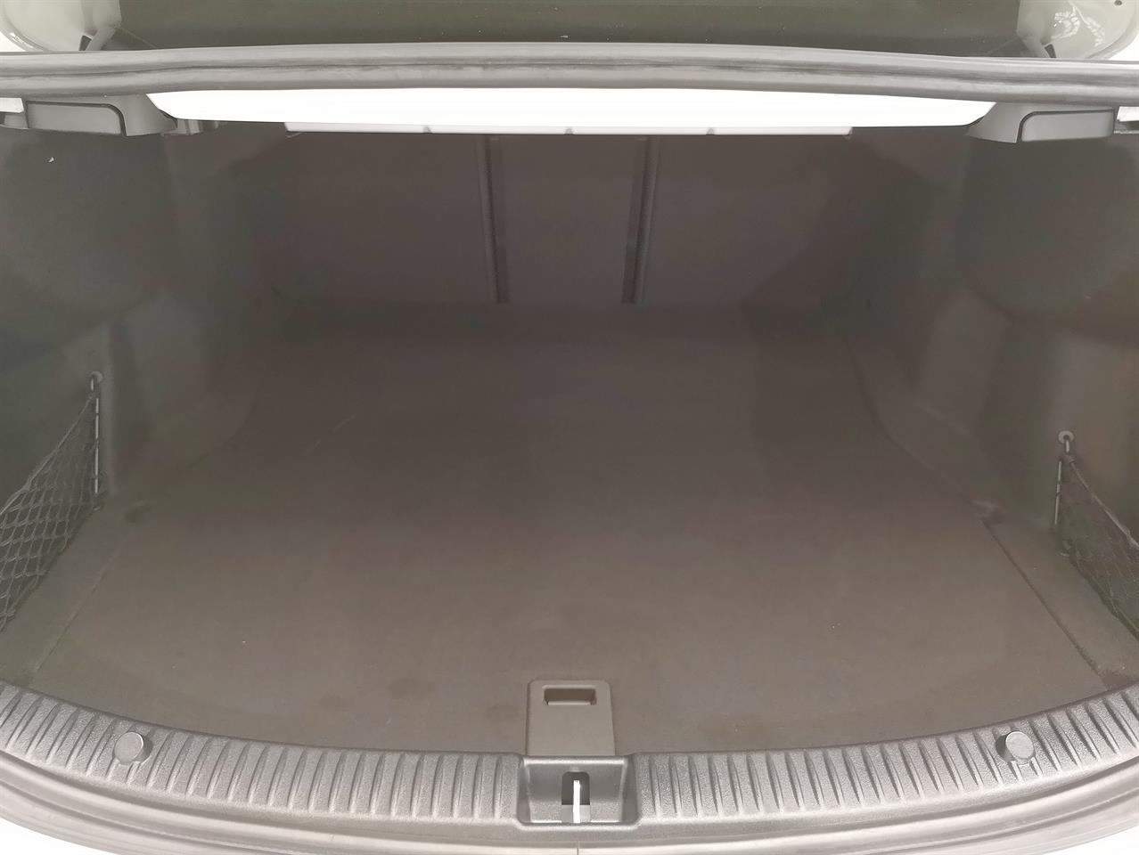 2015 Mercedes-Benz C 200