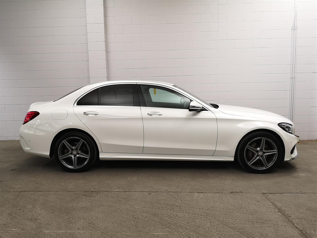 2015 Mercedes-Benz C 200