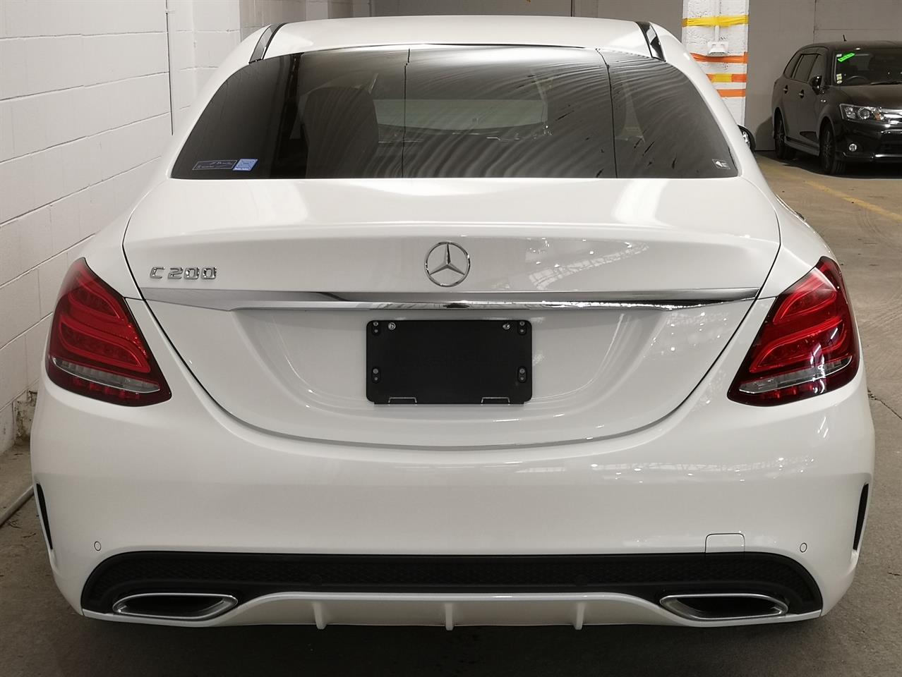 2015 Mercedes-Benz C 200
