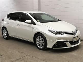 2016 Toyota Auris - Thumbnail