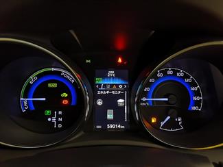 2016 Toyota Auris - Thumbnail