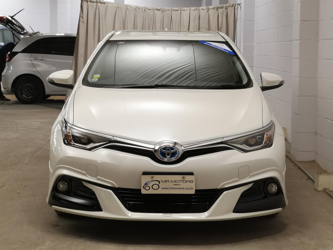 2016 Toyota Auris