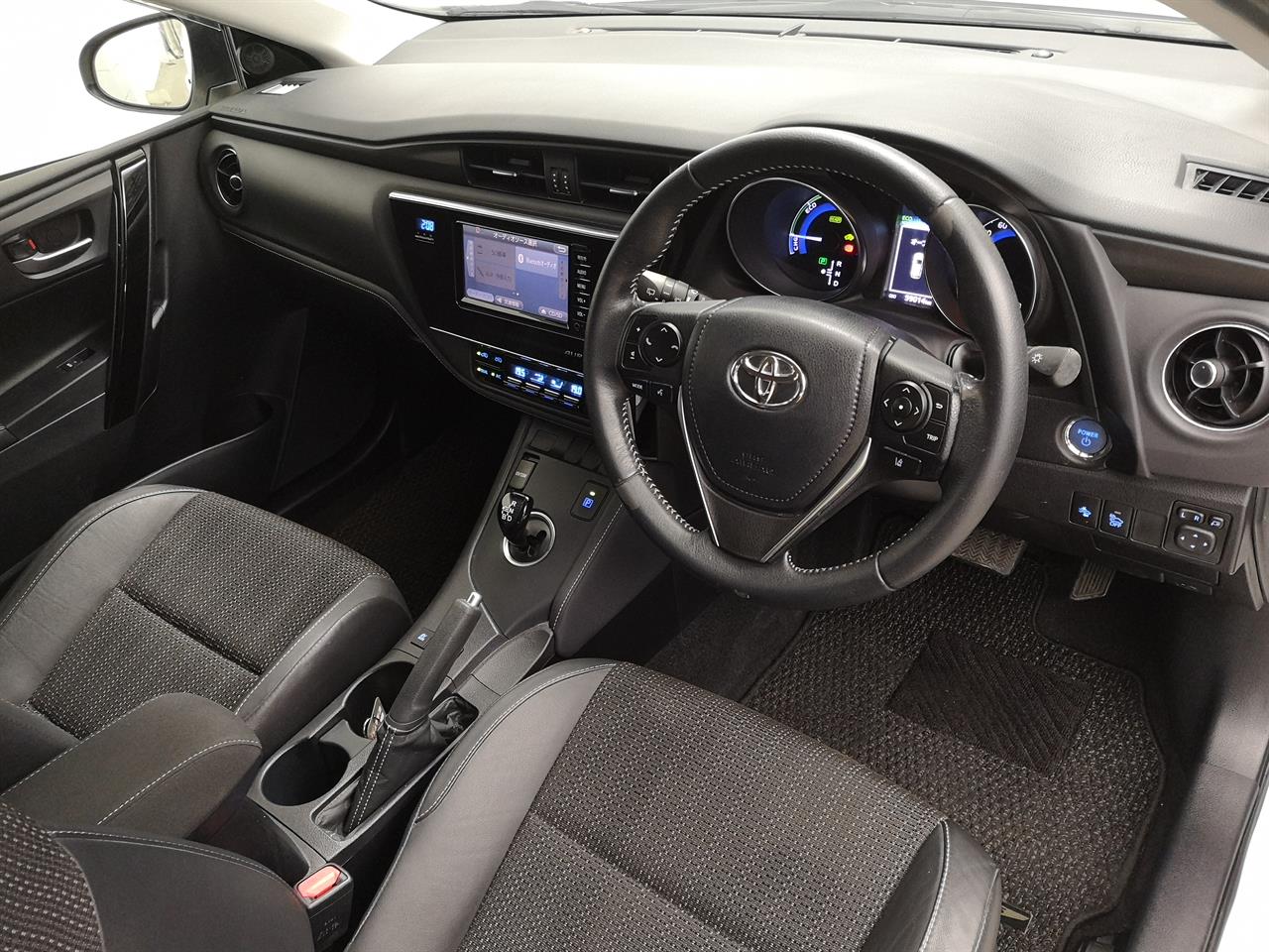 2016 Toyota Auris