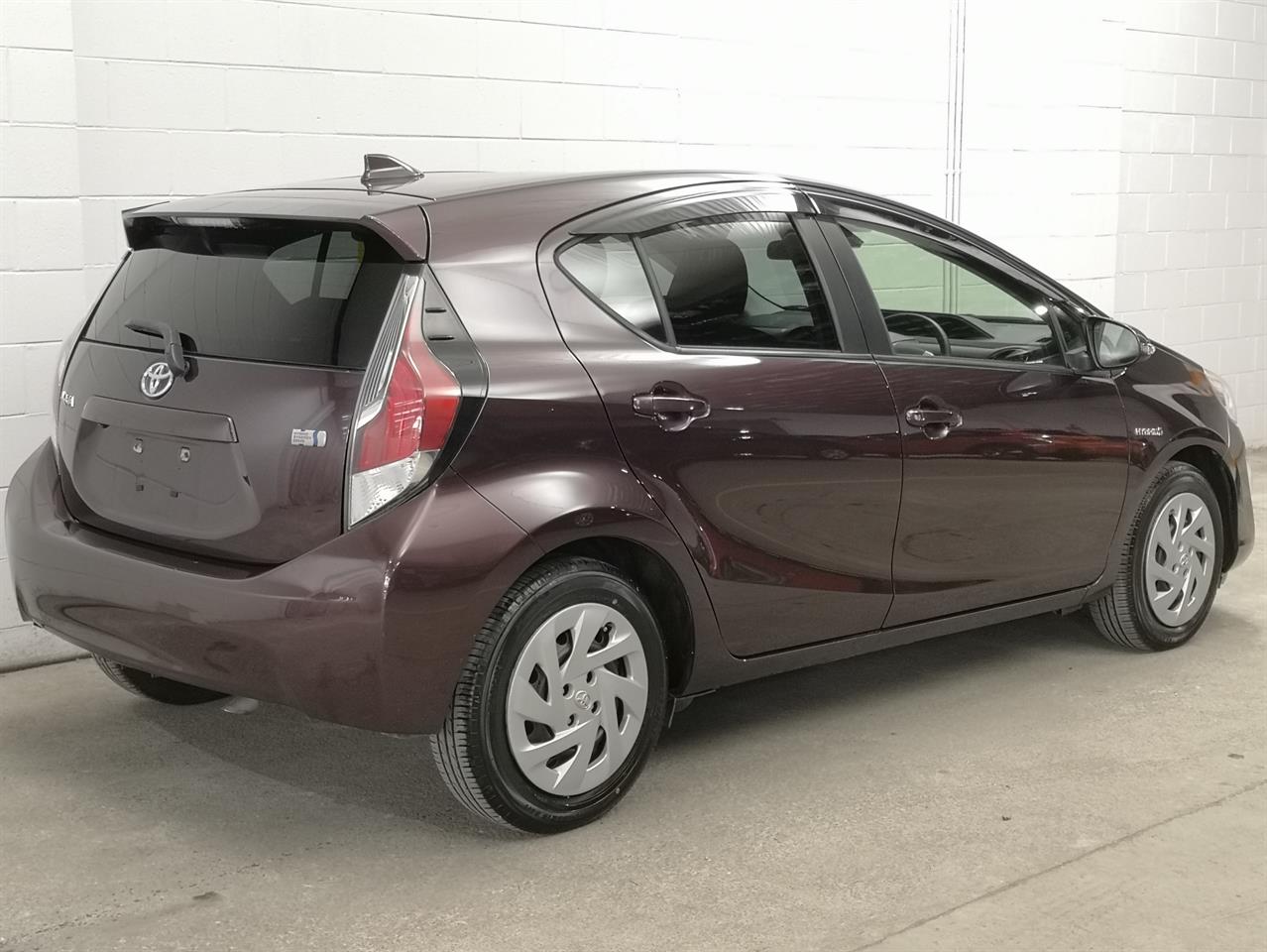 2016 Toyota Aqua