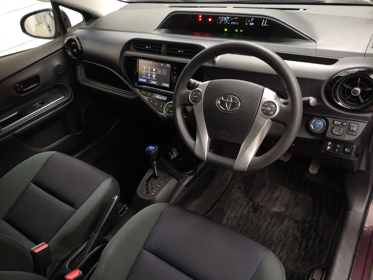 2016 Toyota Aqua