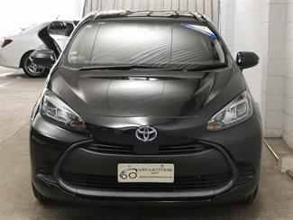 2022 Toyota Aqua - Thumbnail