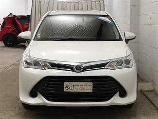 2015 Toyota Corolla - Thumbnail