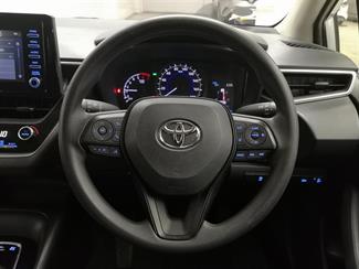 2021 Toyota Corolla - Thumbnail