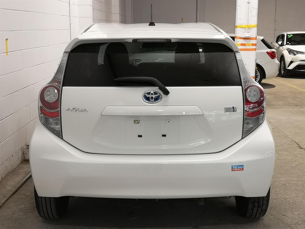 2013 Toyota Aqua