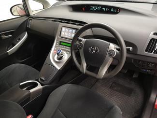 2015 Toyota Prius - Thumbnail