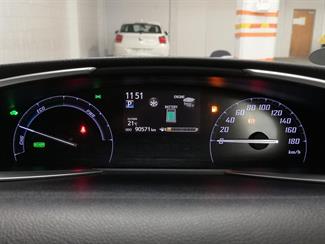 2017 Toyota Sienta - Thumbnail