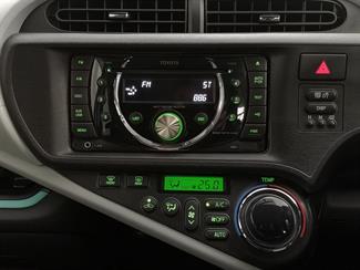 2013 Toyota Aqua - Thumbnail
