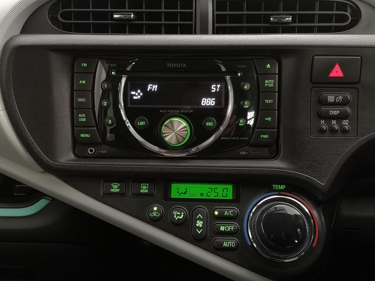 2013 Toyota Aqua
