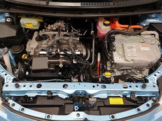 2013 Toyota Aqua - Thumbnail