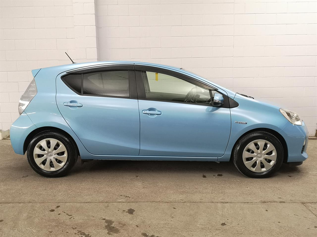 2013 Toyota Aqua