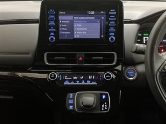 2022 Toyota Aqua - Thumbnail