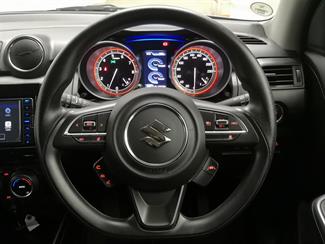 2023 Suzuki Swift - Thumbnail