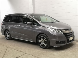 2015 Honda Odyssey - Thumbnail