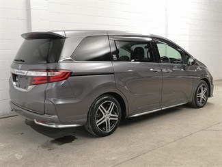 2015 Honda Odyssey - Thumbnail