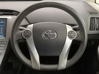 2013 Toyota Prius - Thumbnail