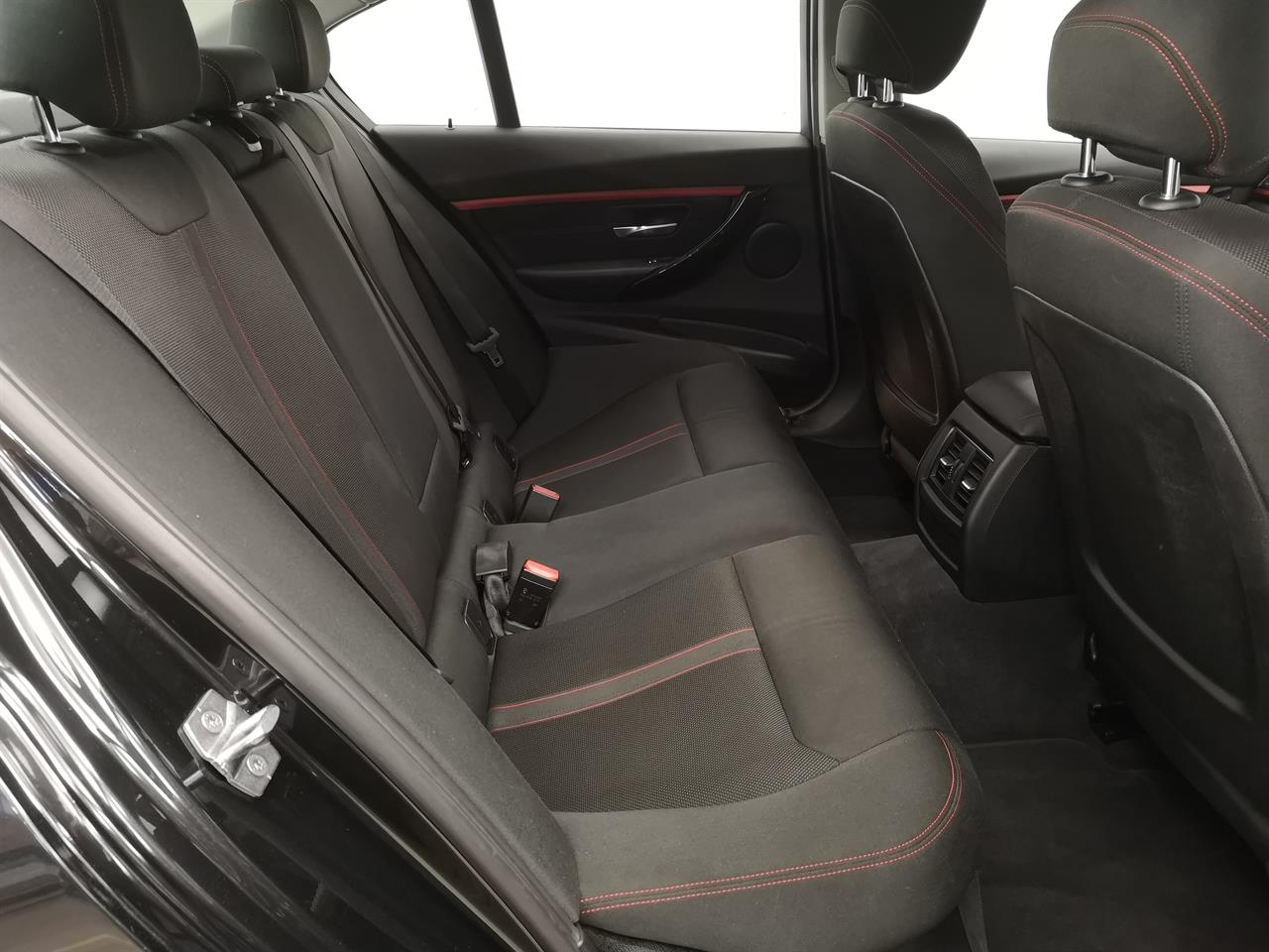 2017 BMW 330e
