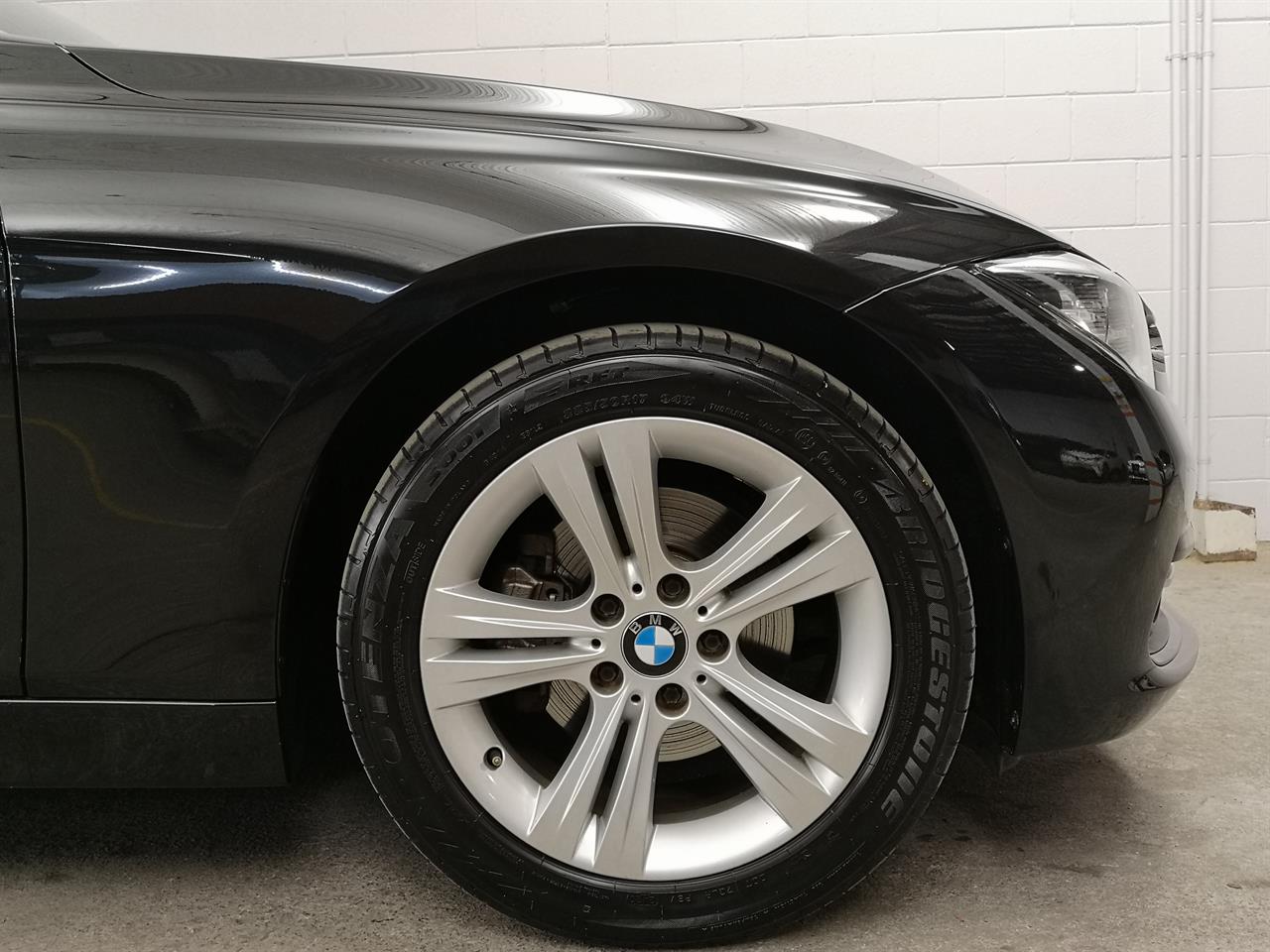 2017 BMW 330e