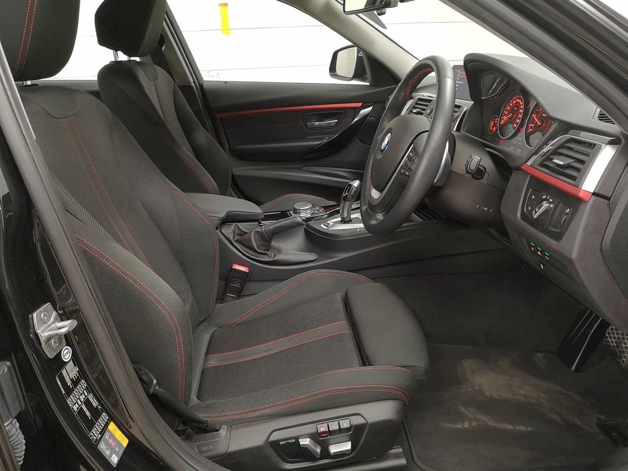 2017 BMW 330e
